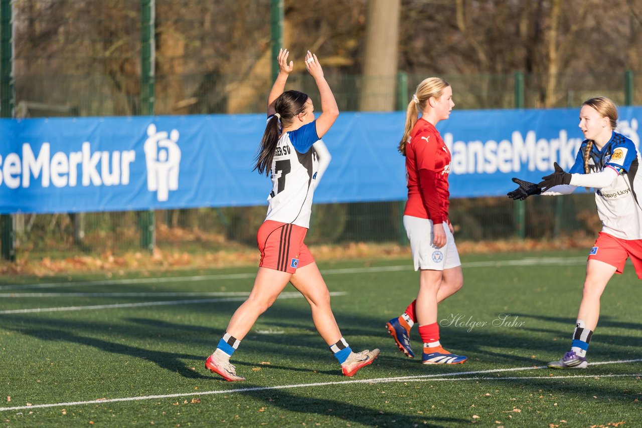 Bild 178 - wBJ Hamburger SV - Holstein Kiel : Ergebnis: 8:0